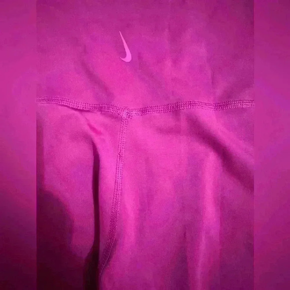 Nike Womens Pink Leggings Size M Dri-Fit Yoga Core collection Fuchsia - Picture 7 of 9